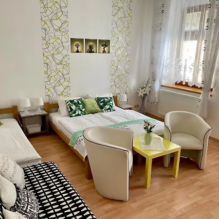 U Vlčků Affittacamere