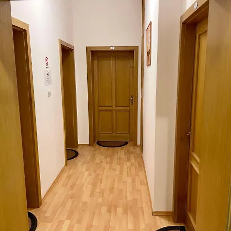 U Vlčků Affittacamere